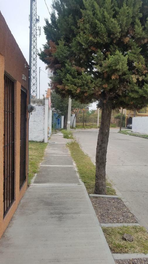 Suite Amplia Privada A 8 Min Del Centro Ακουασκαλιέντες Εξωτερικό φωτογραφία